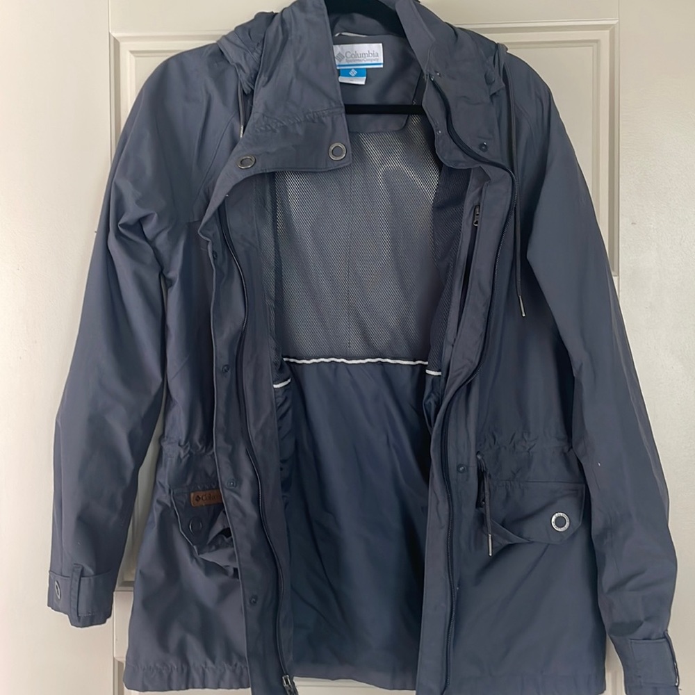 Columbia rain jacket